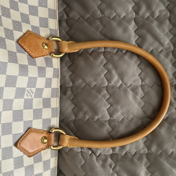 Louis Vuitton shoulder bag - Picture 8 of 12